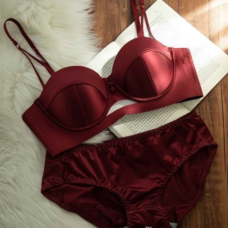 French red retro underwear, women's autumn and winter