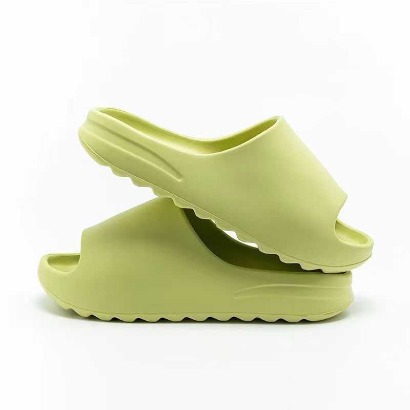 Simple unisex soft sole slippers