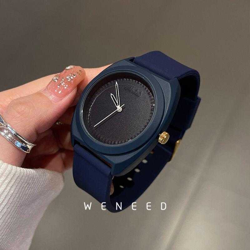 Minimalist Silicone Strap Women Casual Wristwatch