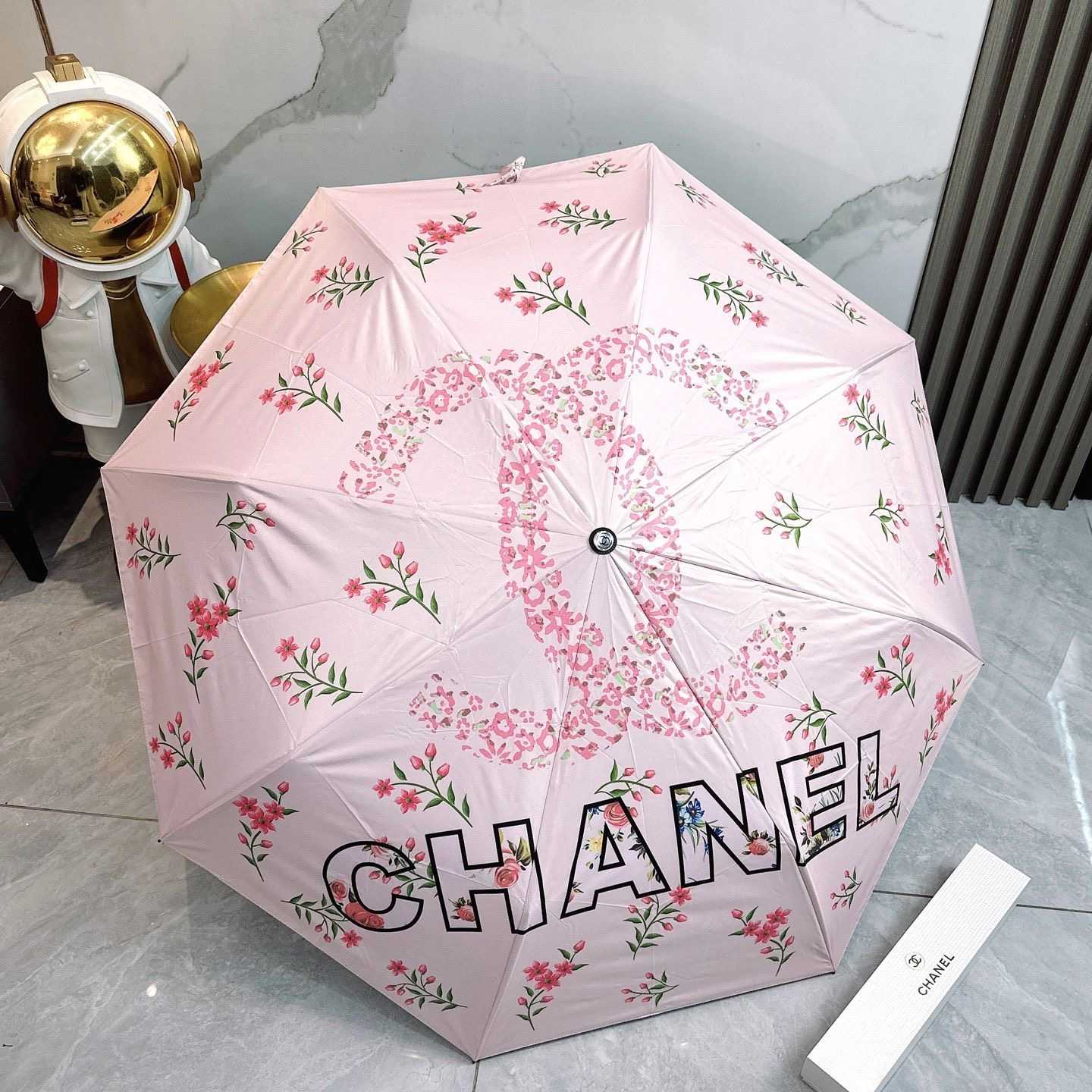 Summer new fully automatic folding umbrella black coated sunscreen UPF50