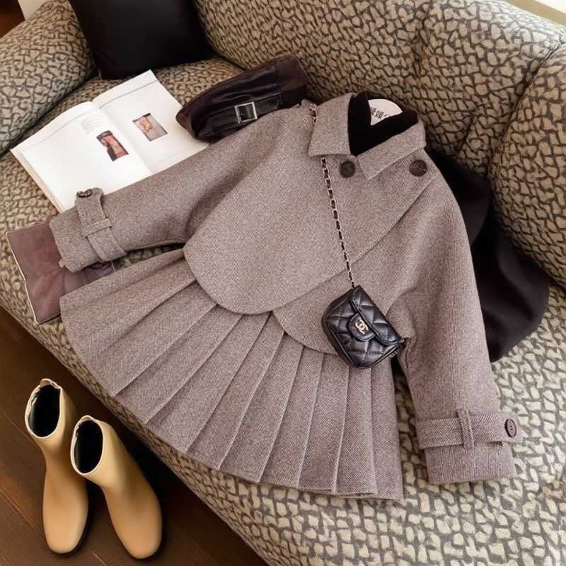 Girls' spring new tweed suit pleated skirt two-piece set