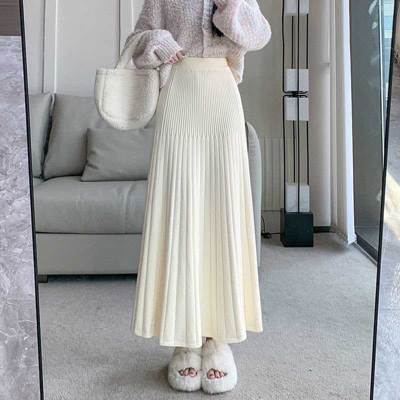 Knitted pleated elastic high waist slim skirt