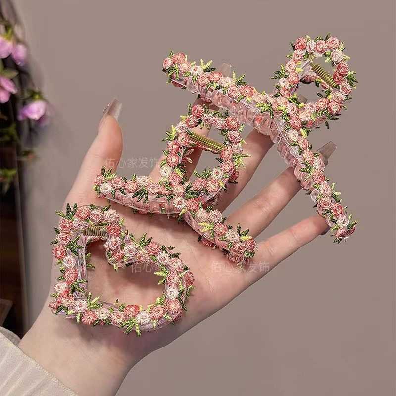 New Embroidered Flower Clip