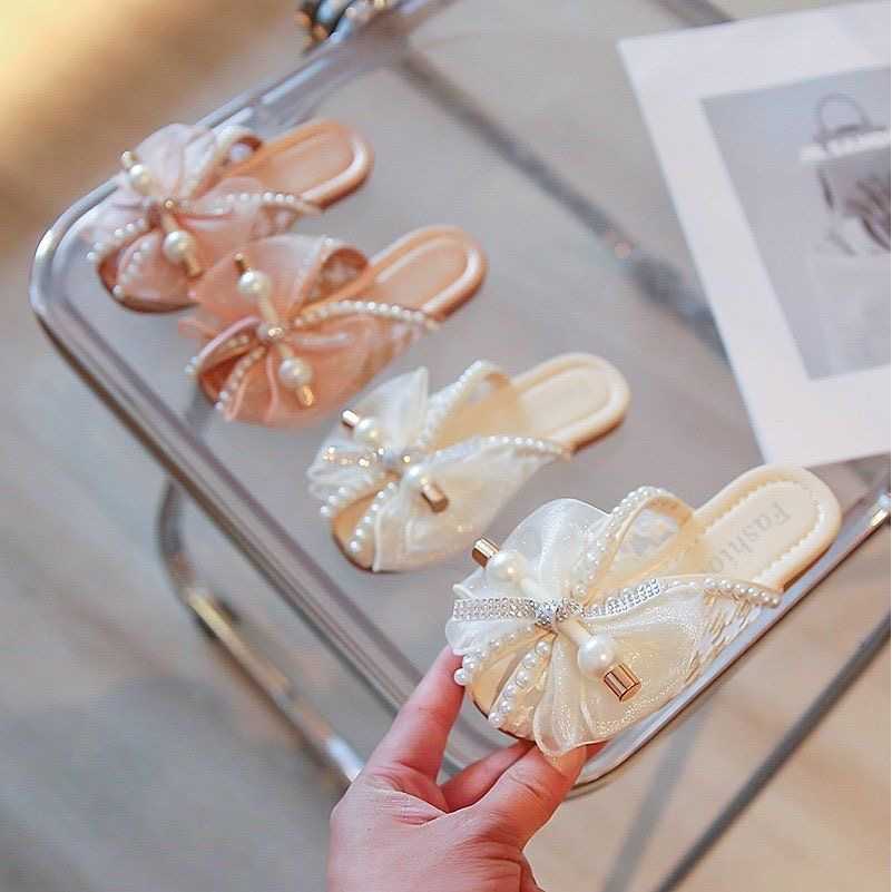 Girls' princess wrap-around slippers