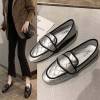 ladies flat shoes