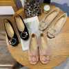 ladies comfy flat shoes