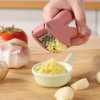 New garlic hand pressing artifact