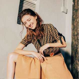 fd-women's-short-sleeve-sweater