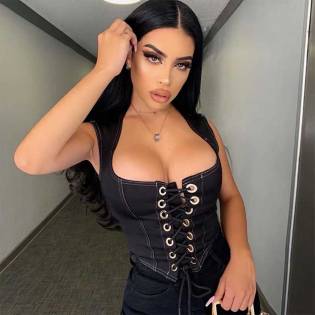 inns-women's-corn-eye-lace-up-vest