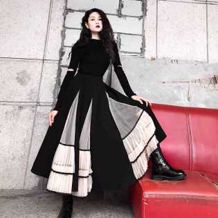 vintage pleated skirt