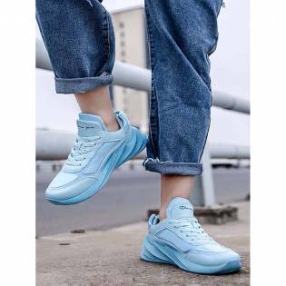 spring casual sneakers