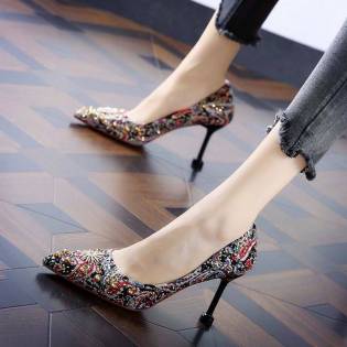 royal stiletto pointed heels