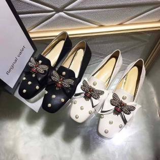 ladies pearl gucci shoes