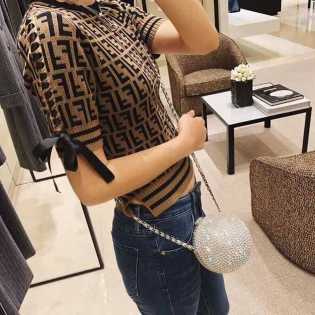 fd-women's-short-sleeve-sweater