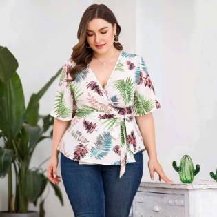 plus-size-angels-short-sleeve-floral-blouse