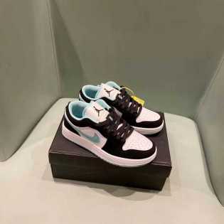 aj unisex sneakers