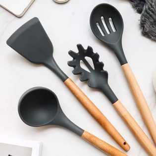 9 pieces wooden handle heat resistant silicone spatula