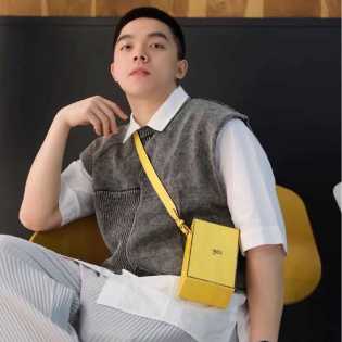 fd unisex messenger bag