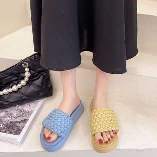 ladies 2023 summer slides