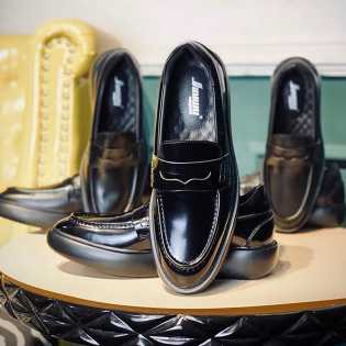 handmade casual autumn shoes