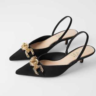 ZA2022 summer women's black all-match elegant chain ornaments pointy back trip strap mid heels