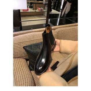 leather Chelsea boots women's