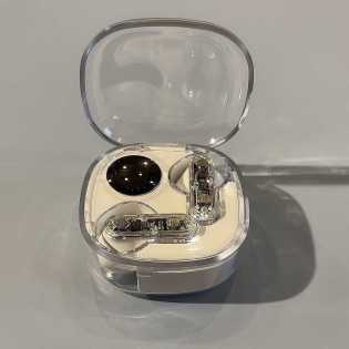 New high-quality in-ear Bluetooth transparent noise reduction headphones