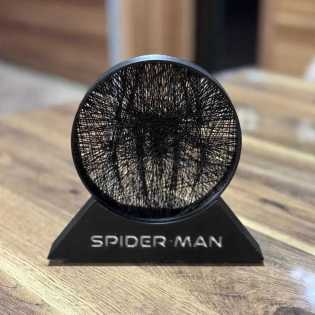 Spiderman line desktop ornament art