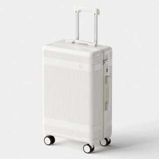 Durable Smart Travel Suitcase with USB Charging Port, Cup Holder & Spinner Wheels