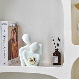 Simple modern resin craft mini couple character ornament