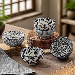 Vintage ceramic Japanese 4.5-inch family rice bowl set of 5