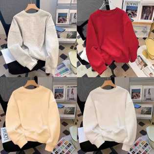 random printed long-sleeved sweatshirt